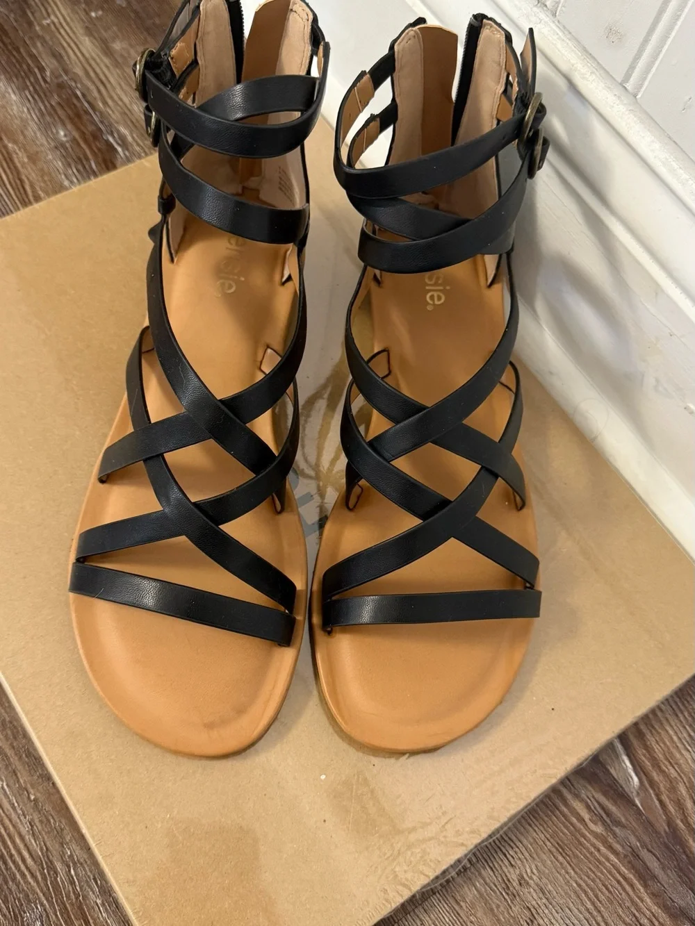 Women sandal